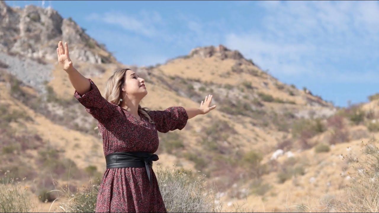 Carina Ortiz - Fui creada para adorarte (Video Oficial)