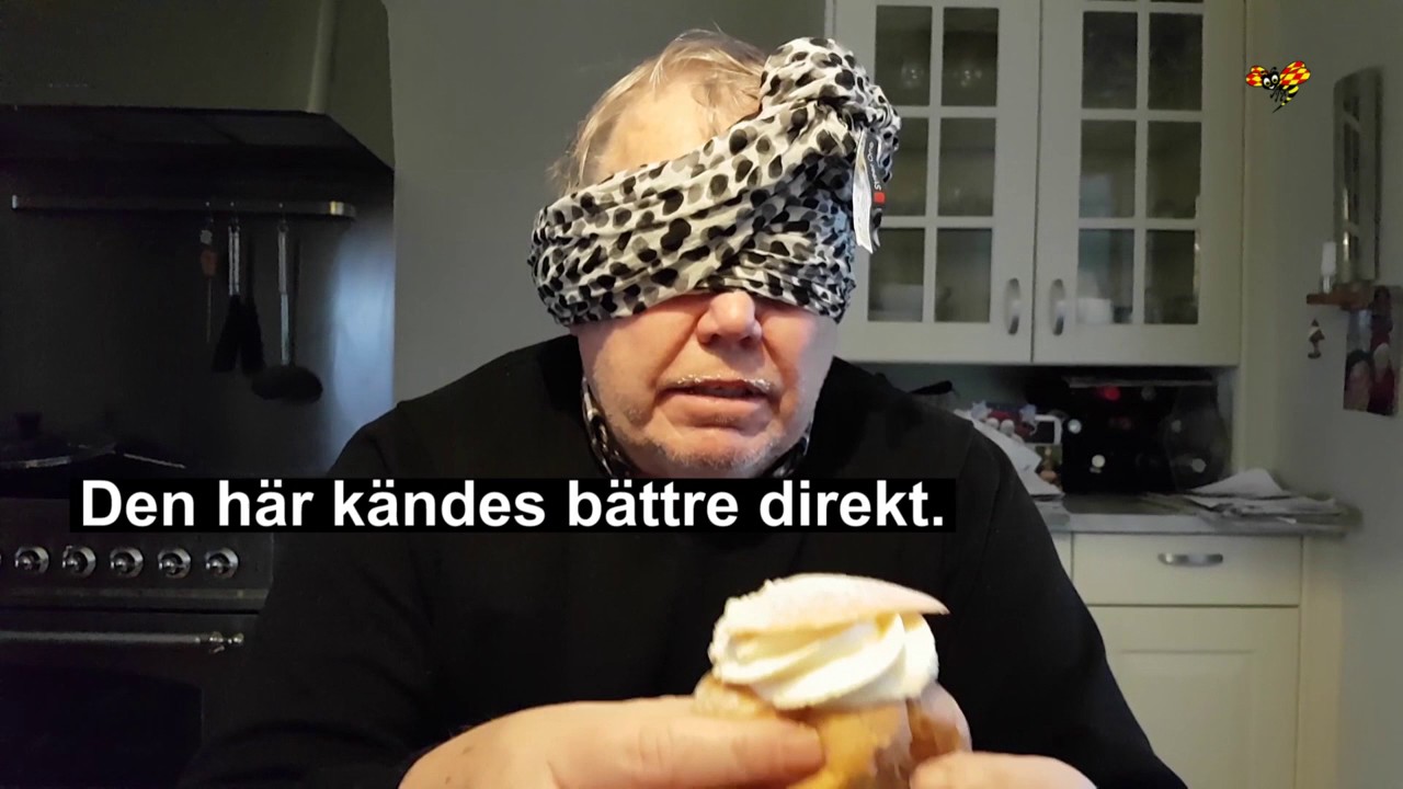 Bert Karlsson testar semlor