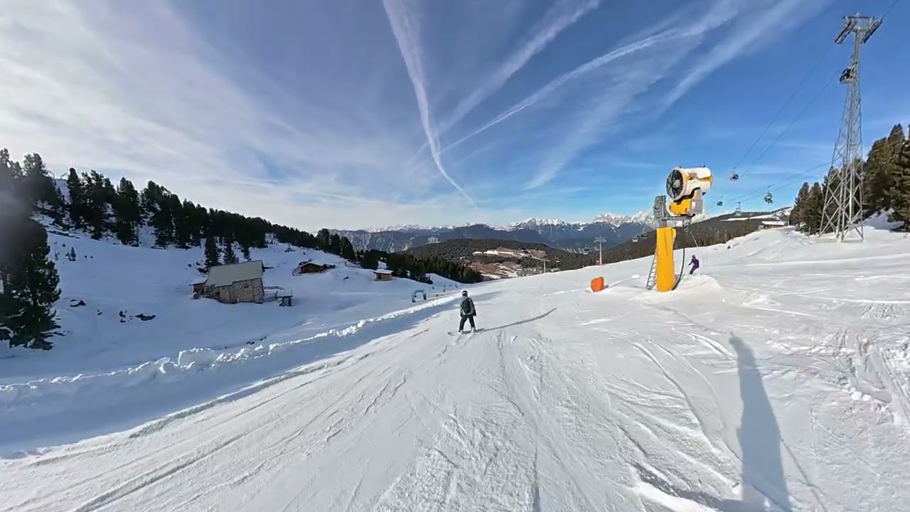 2026-01 - Hochoetz Brunnenkopfbahn nach Kühtailebahn - Piste 1 über Panoramarestaurant nach Piste 4