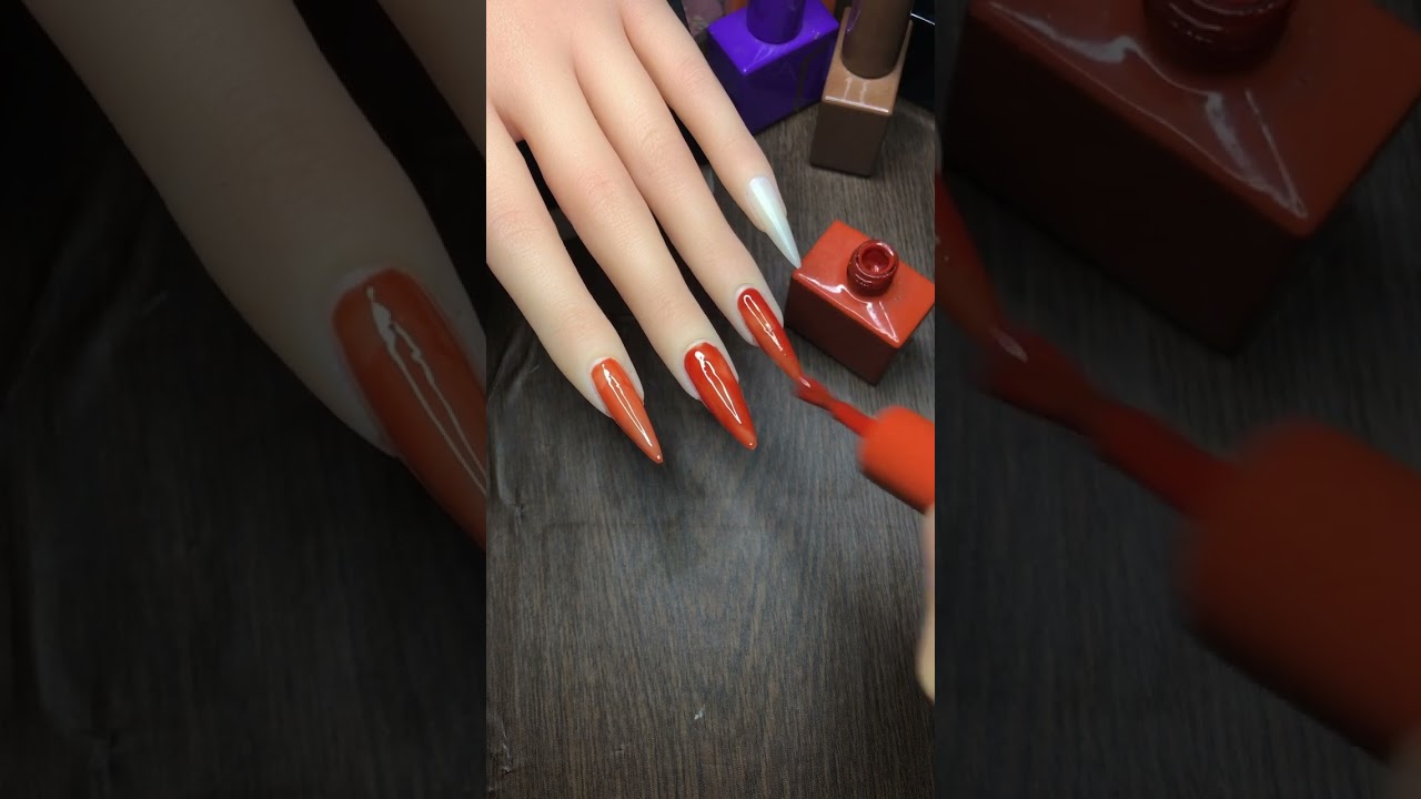Apply gel polish nail simple at home  