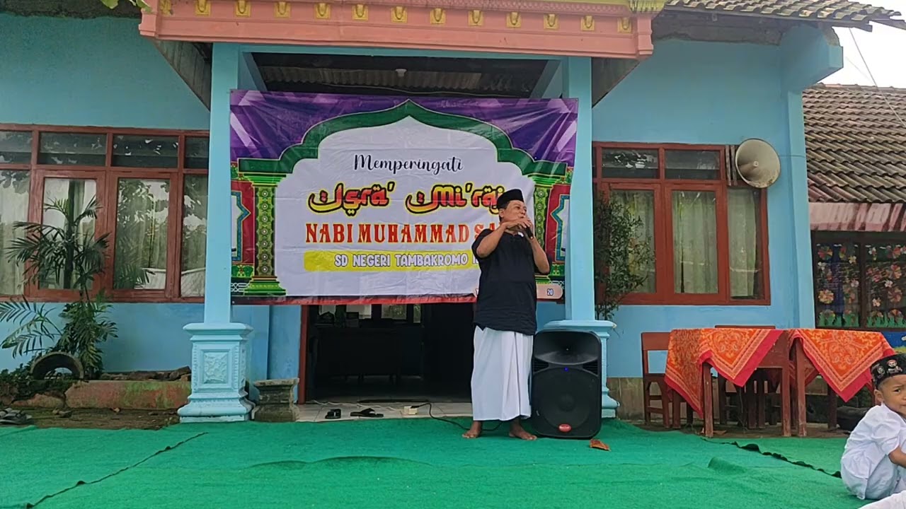 Sambutan dari ketua Panitia Peringatan Isra' Mi'raj, Bapak Rombang S.Pd.