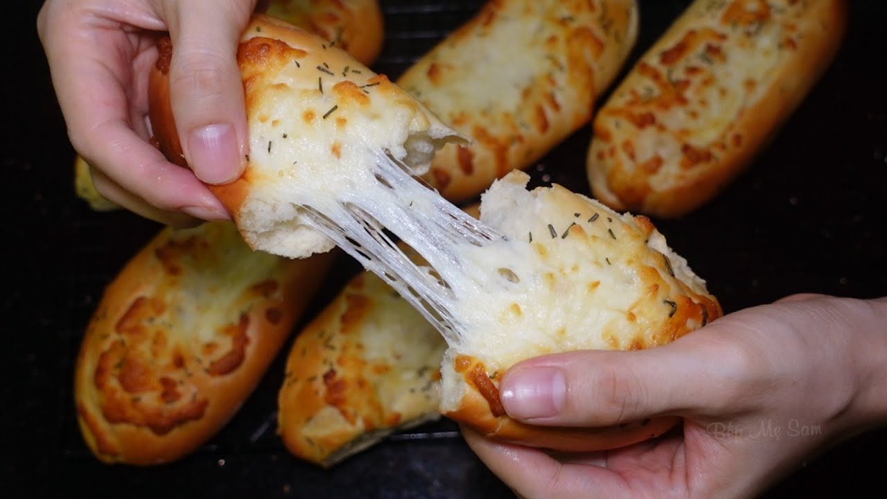 Bánh mì nhân Thịt Bò và Phô Mai cực ngon & đơn giản (Công thức làm bánh nhồi bột bằng tay)