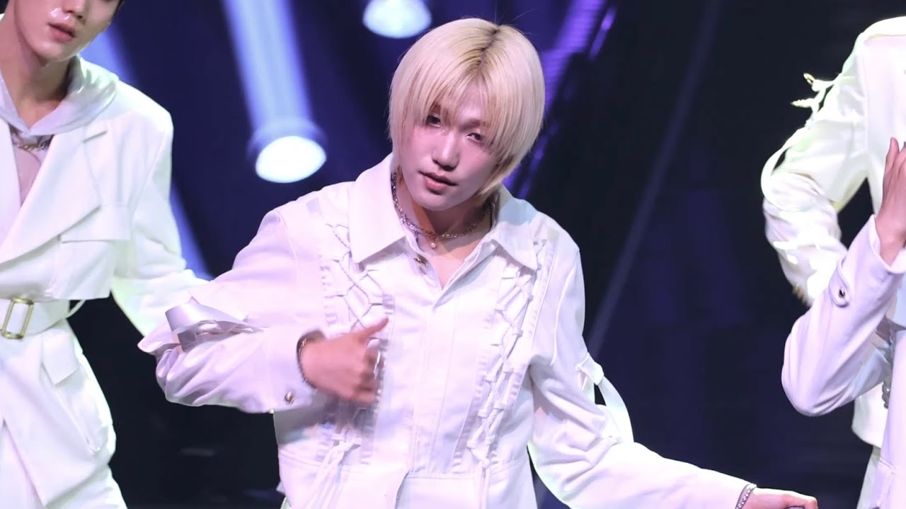 [4K] P1Harmony 종섭 Late Night Calls 직캠 피원하모니 JONGSEOB FanCam 240427 UTOP1A in Seoul Concert