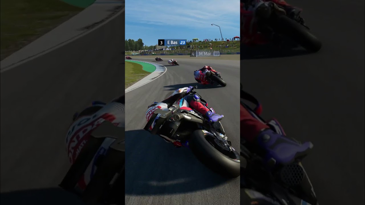 Обгоняет двух чемпионов мира! #motogp #stayace #drace #racing #motogpgame #motogp24