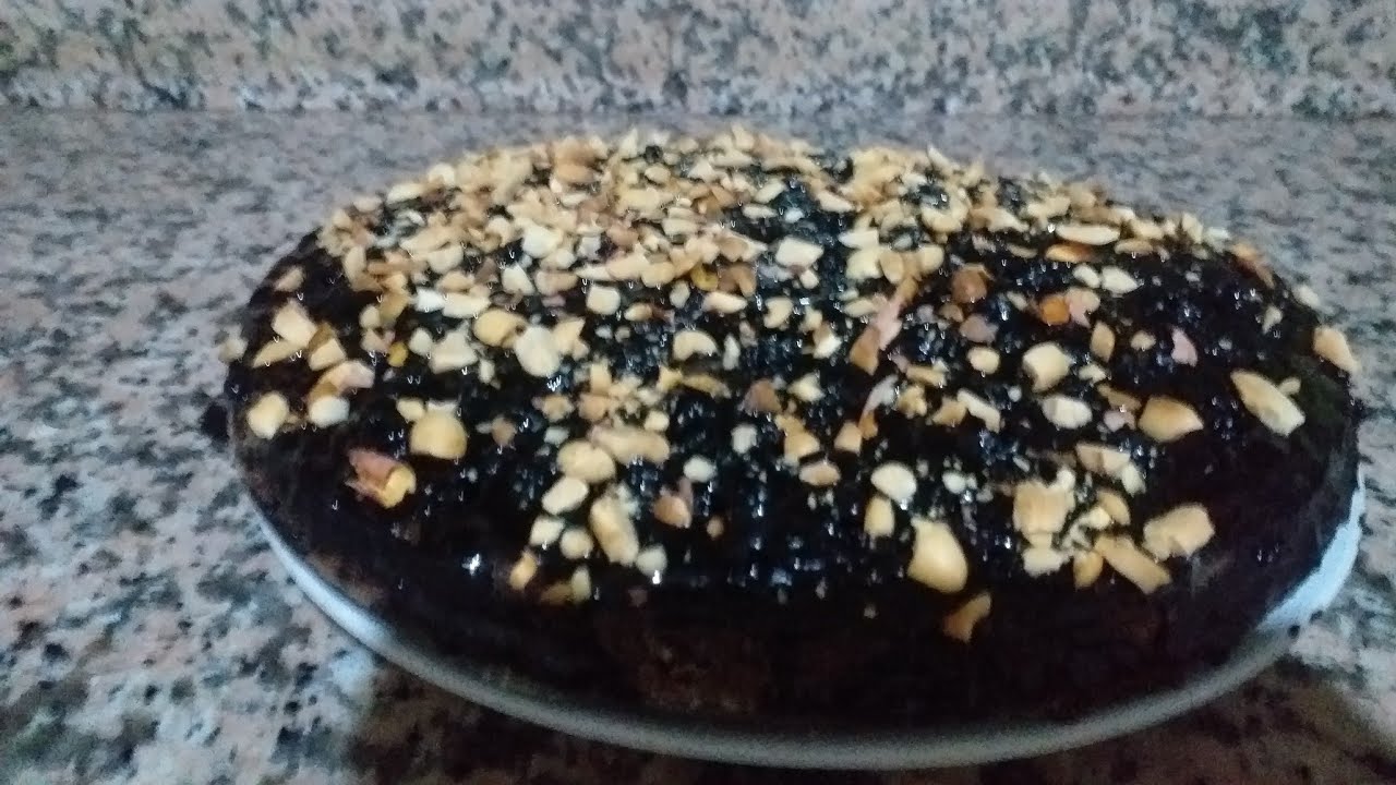 كيك بشوكلاته🍫 ولا أروع لذيدة😋 وهشيشة ولإقتثادية وبصوص معلكة بمكونات فكل بيت 👌