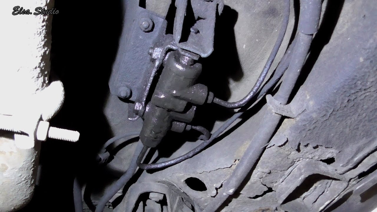 Снятие регулятора тормозных сил (колдуна) ВАЗ 2113