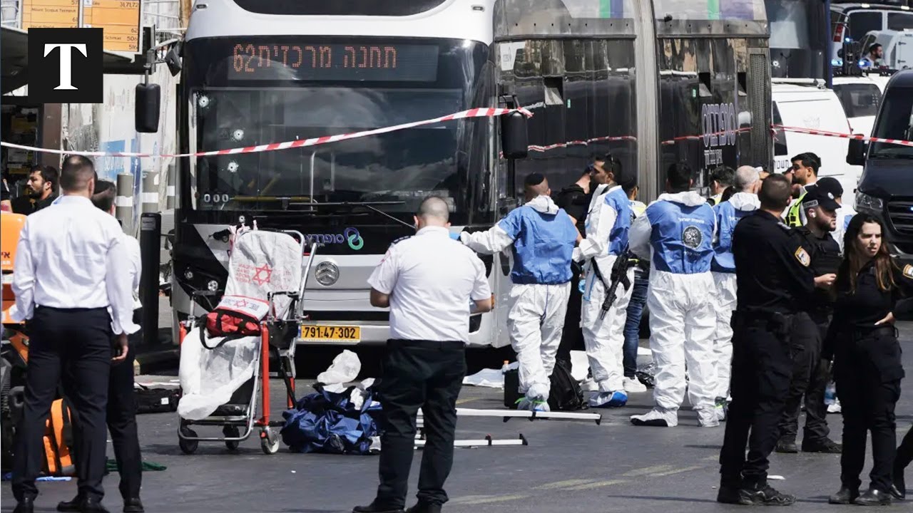Jerusalem Shooting: Six Dead in Attack at Bus Stop