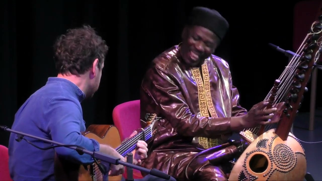 Ballaké Sissoko (kora) and Derek Gripper (guitar) astounding improvised performance at SOAS 2022