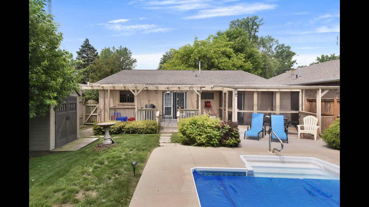 1324 Orchard Blvd Kingsville ON Real Estate Cinematic video