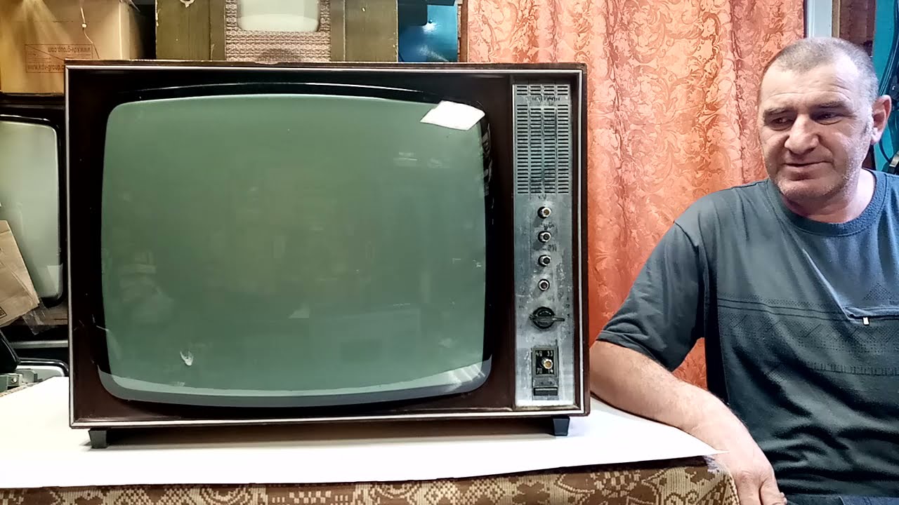 Телевизор 