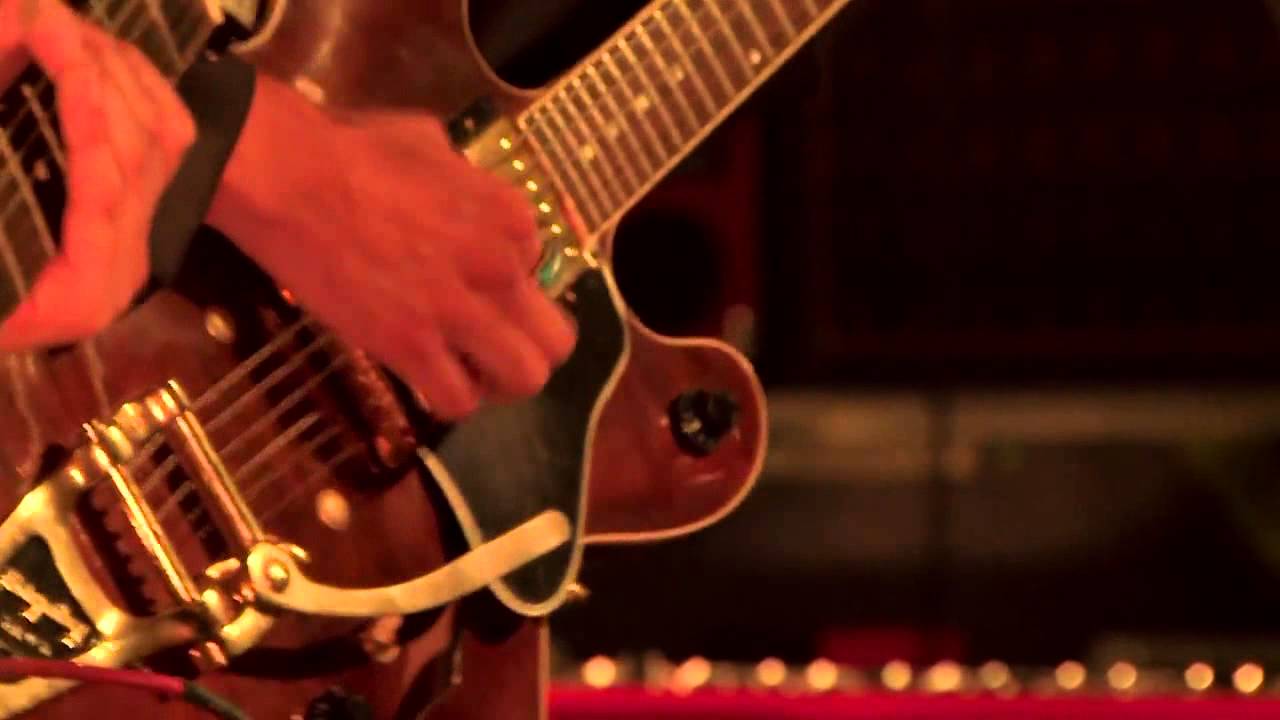 Chicha Dust - Como Un Ave (Live at Les Escales 2013)