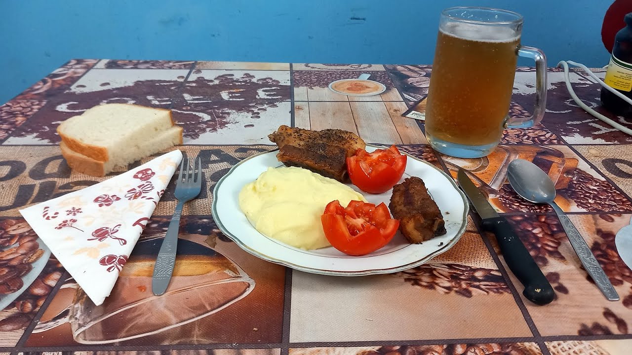 Friss sertés sült oldalas és krumplipüré...