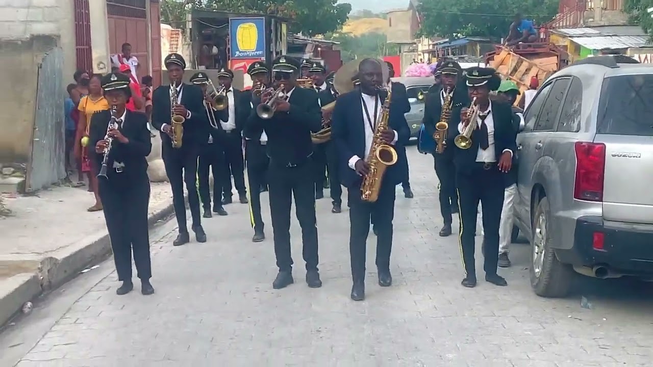 Lakay papa mwen #fanfare  les généraux #haiti #miracle