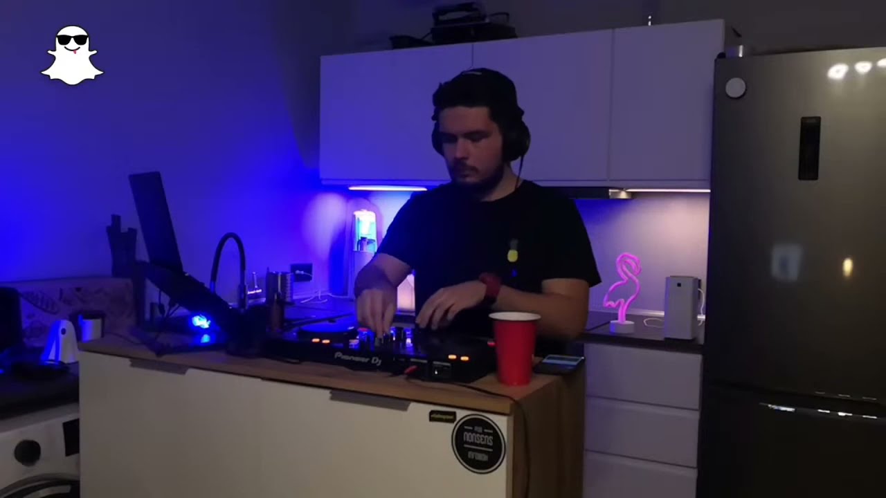 CHILLOUT ZONE by duchu - live episode