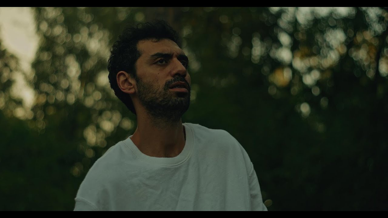 ליעם חכמון נעלם ( שיר הנושא מתוך הסרט אמא פריים טיים )