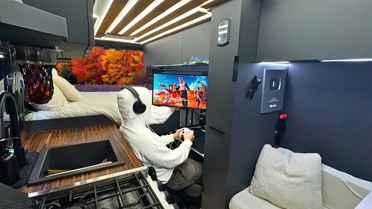 VANLIFE GAMING | Уютный осенний кемпинг в штате Мэн