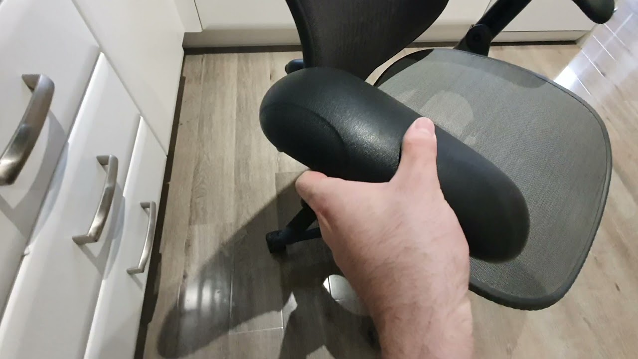 Honest Review : Herman Miller Mirra - The Best Office Chair?