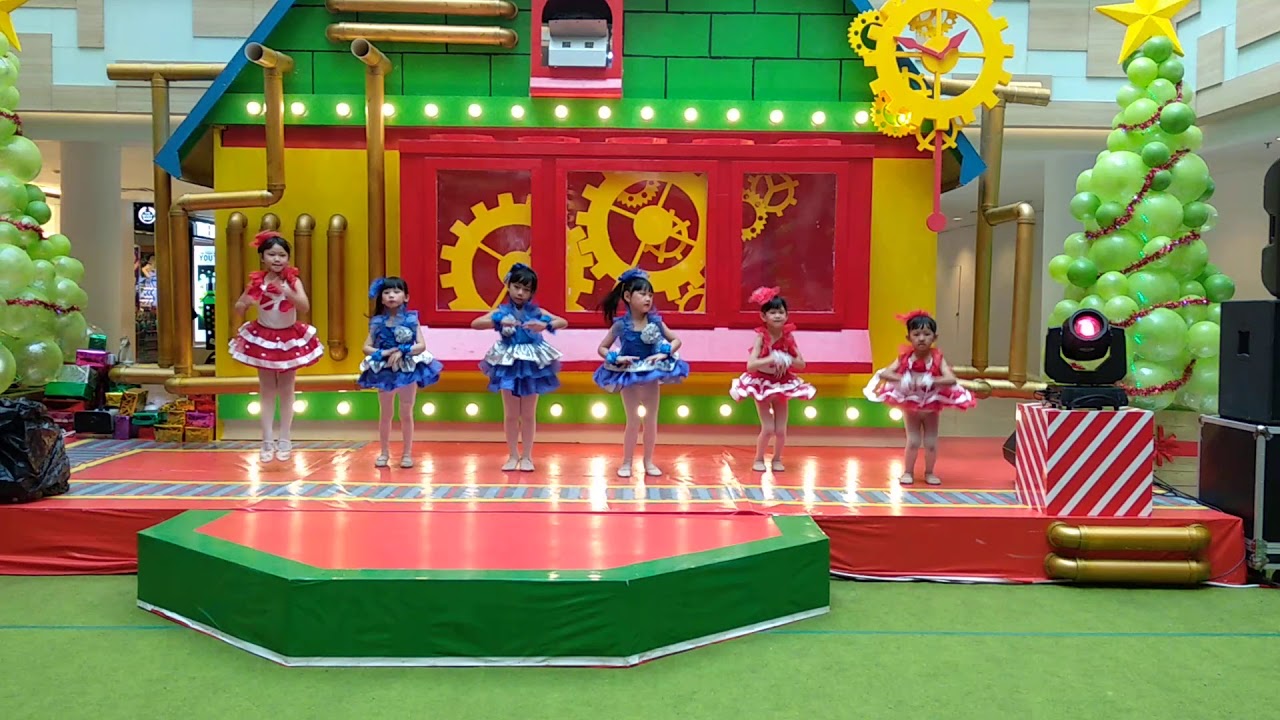 Merry twistmas dance - kids dance - christmas dance - christmas plaza 2019 - modern dance