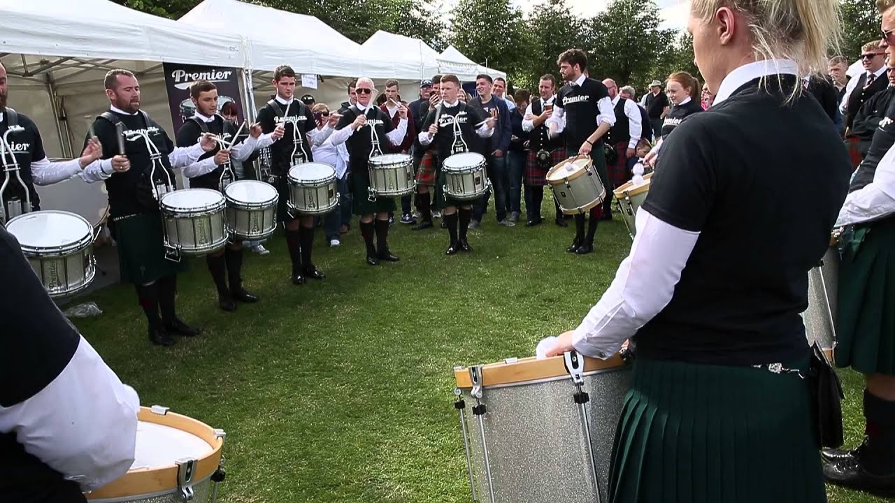 St. Laurence O'Toole Pipe Band Drum Fanfare 2015