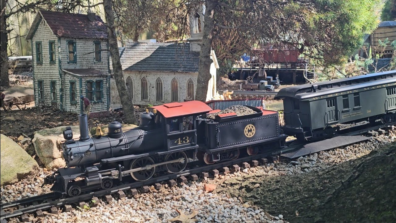 Must See! Incredible Realism Sound and Detail ! Randy Mowers GC+E Railroad! 