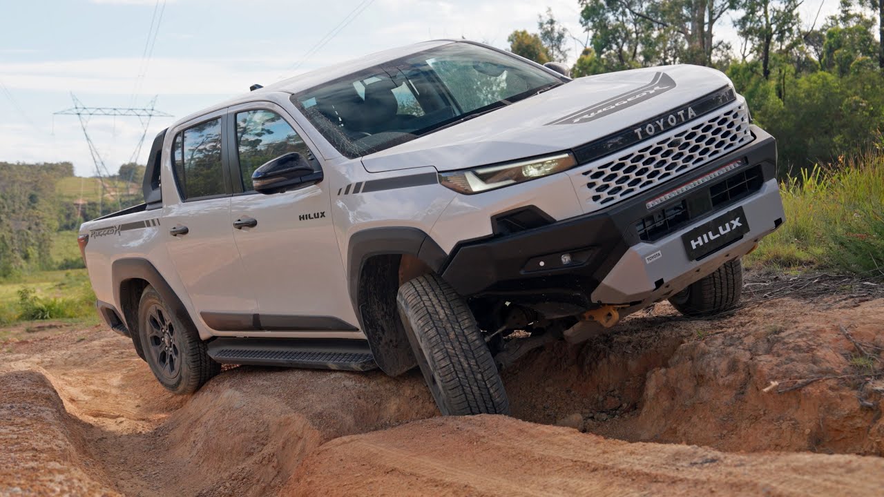 2026 Toyota HiLux Rugged X - OFF-ROAD Demonstration
