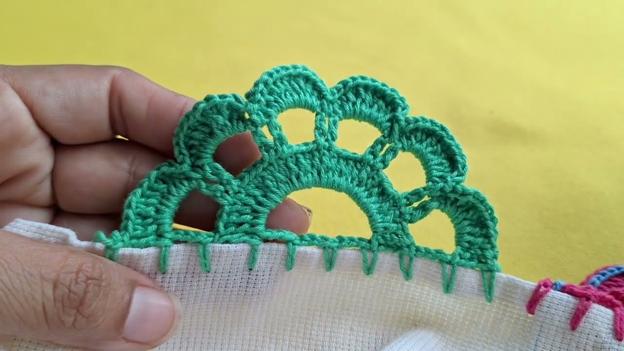 Toque especial puntilla #95 es linda y fácil
