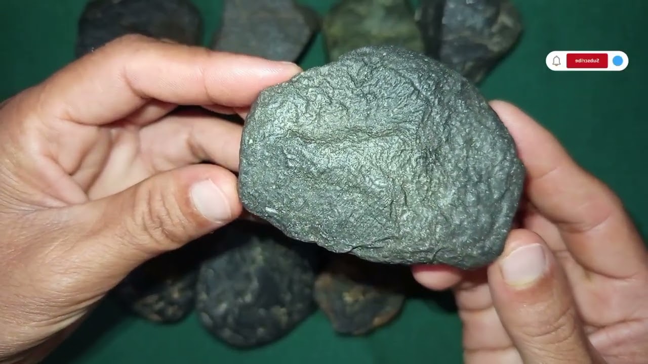 👋💖🌹🌺#stone#meteorite#ruby#black diamond#quartz#agate#jasper#jade⛰️🏔️🌙💫🕳️✨