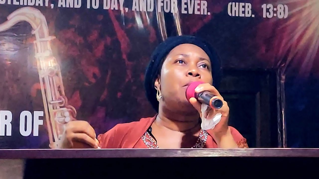 A deep worship moment with Mummy Joy Ugwueke || Sun. Ser. 10:08:25