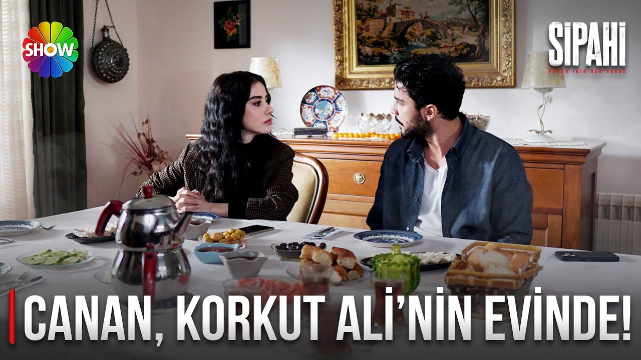 Canan, Korkut Ali ve ailesiyle kahvaltıda! | Sipahi 5.Bölüm