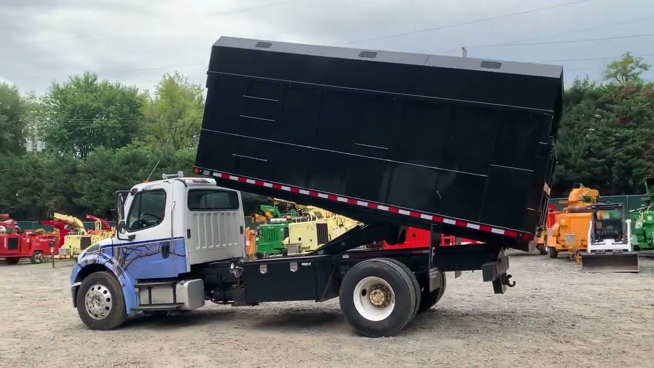 2007 Frieghtliner Chip Truck - Stock# 4445