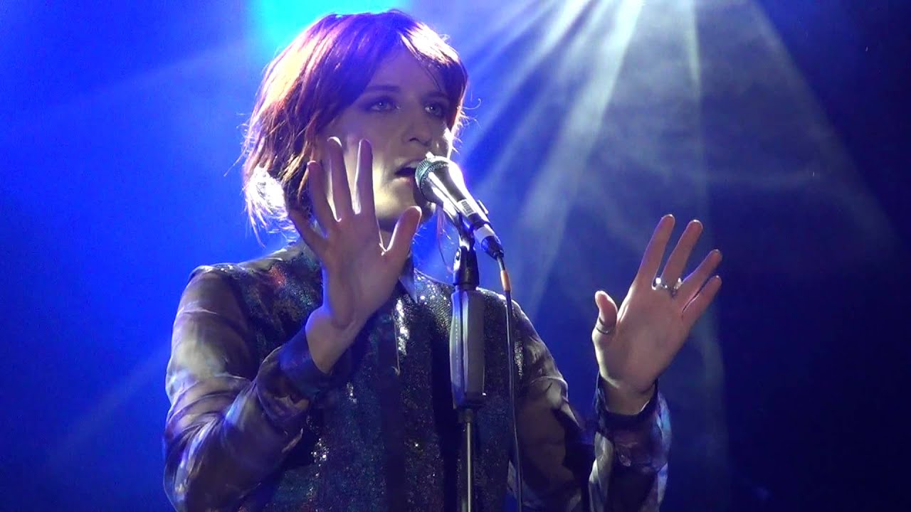 (HD) Florence And The Machine - No Light,No Light @ The Creators Project (10/15/2011)