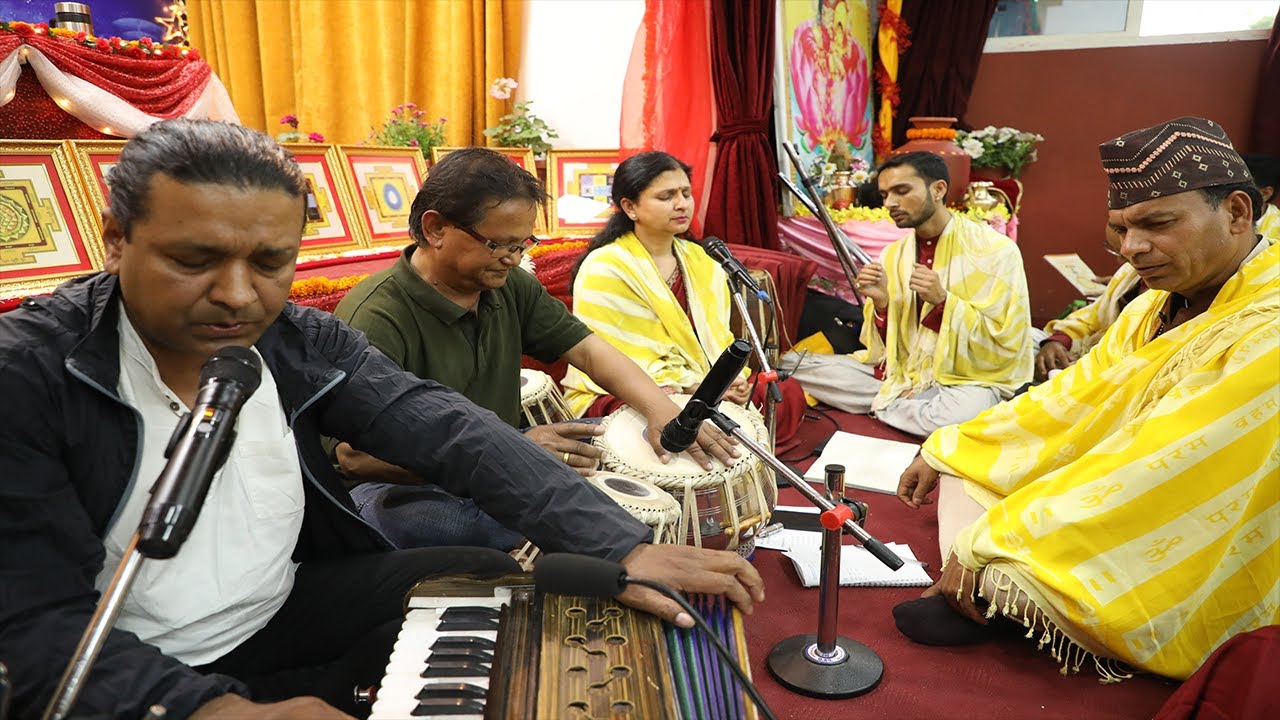 हे परमेश्वोर यती धेरै जगत लिला गर्यौ किन... अत्यन्तै मार्मिक भजन कमल भट्टराईज्युको सुमधुर स्वरमा ||