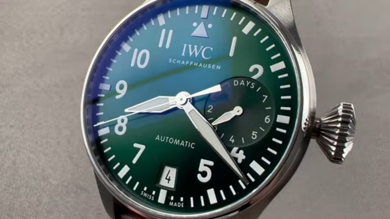 Обзор часов IWC Big Pilot's Watch Green IW5010-15 от IWC