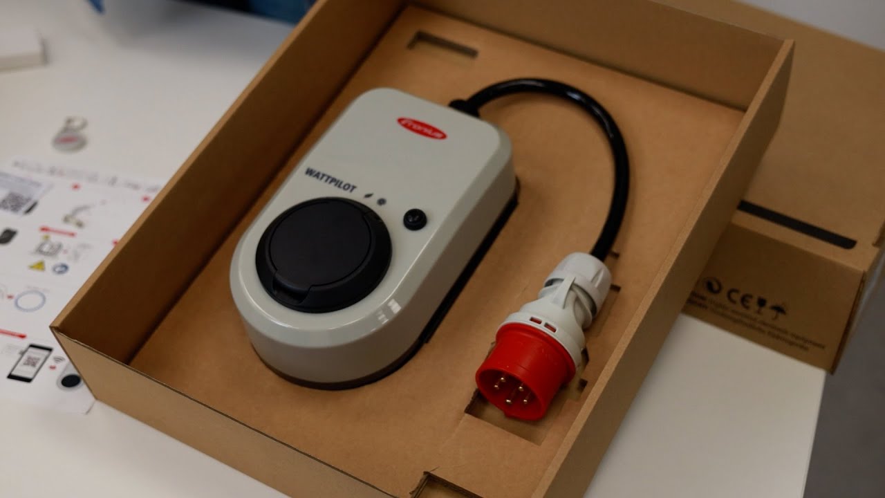 Bet Academy #Unboxing Fronius Wattpilot: nuevo cargador de V.E.