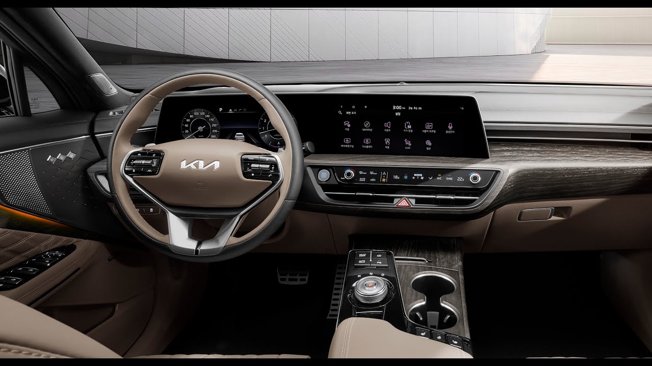 2022 New Kia K8 interior first look &ndash; modernity and technology meet in a luxury sports sedan