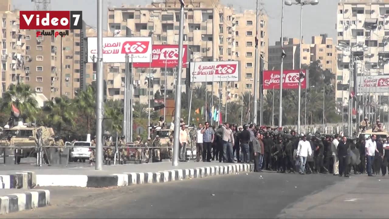 بالفيديو ... الأمن يسيطر على مظاهرات 