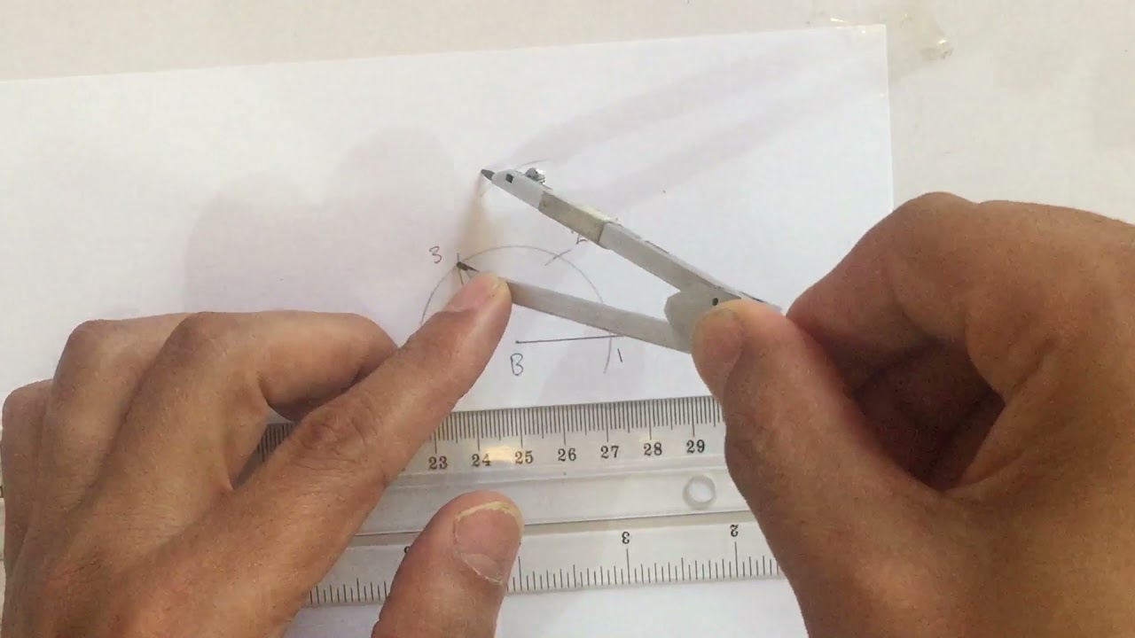 رسم مربع بواسطة العمليات الهندسية