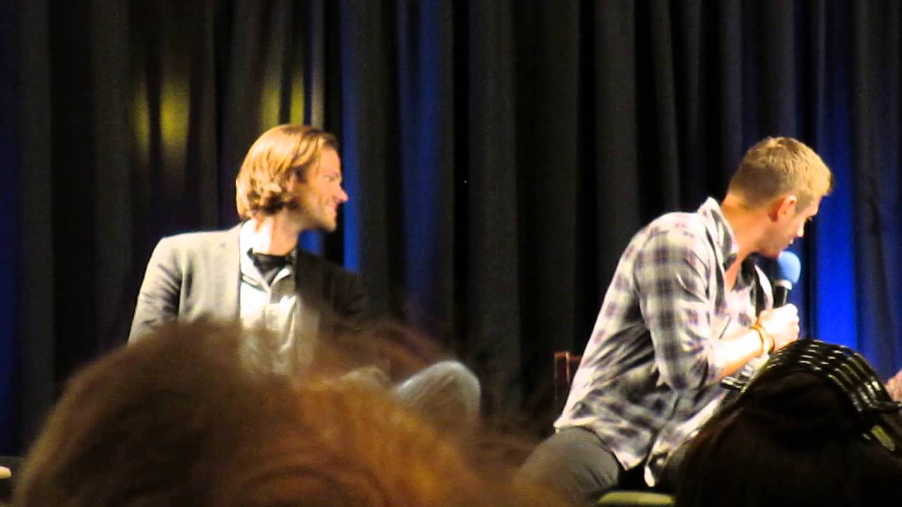 Supernatural NJ con 2014 Jensen singing