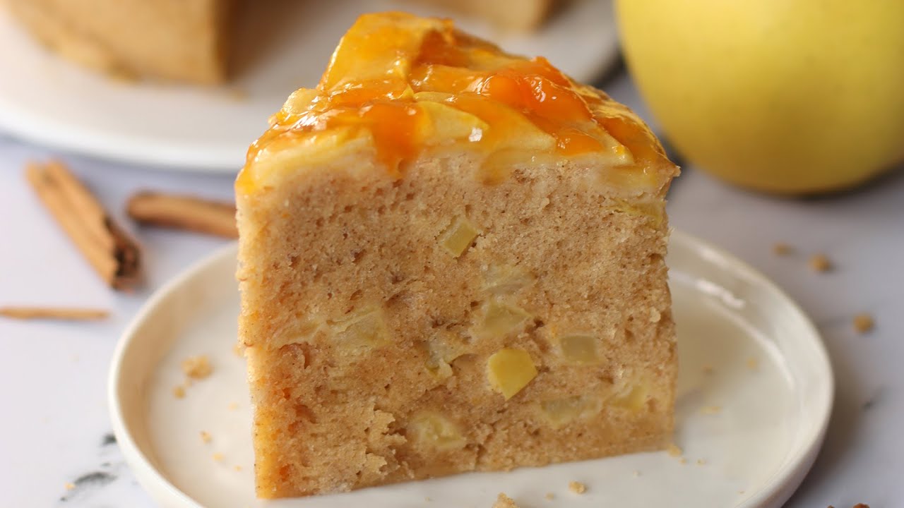 BIZCOCHO JUGOSO DE MANZANA Y CANELA AL MICROONDAS