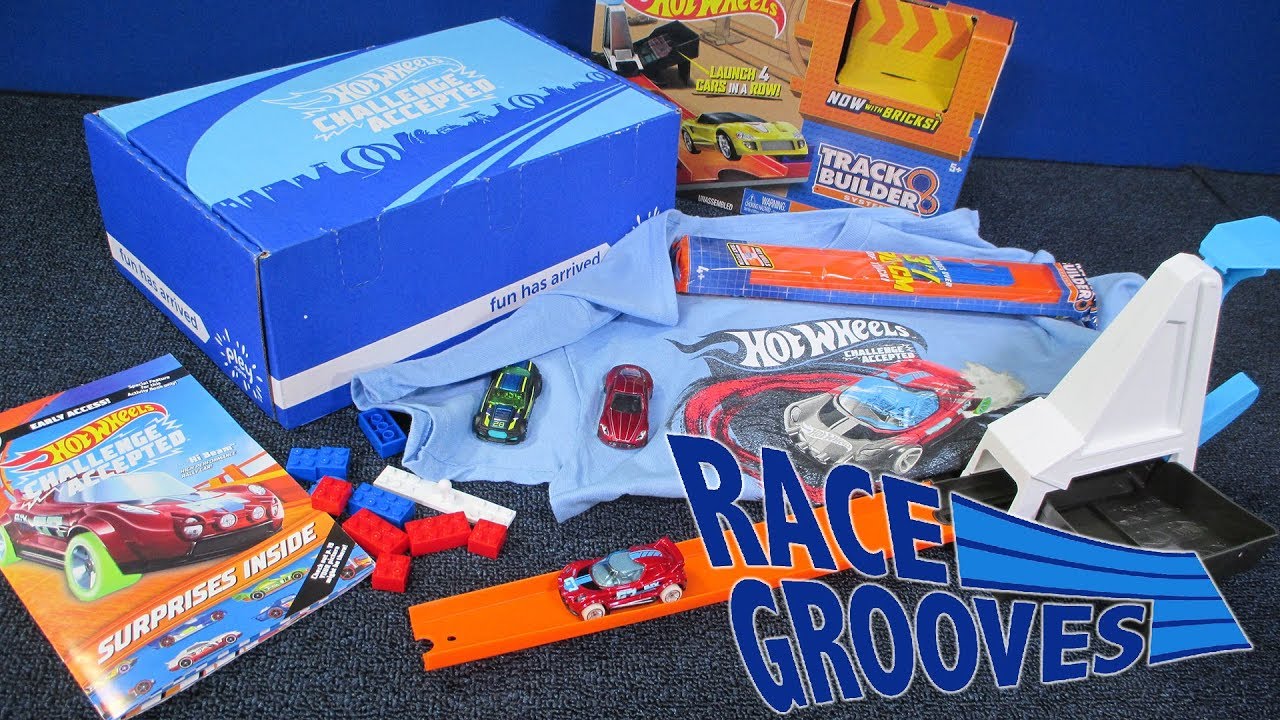 Hot Wheels Subscription Box! A perfect gift for the younger Hot Wheels fans from Pley