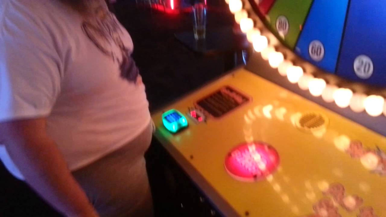 Dave & Busters - Indianapolis - SPIN N WIN game