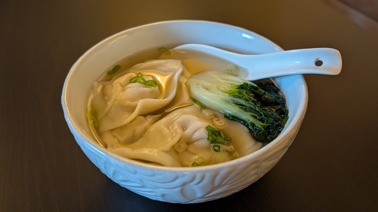Simple & Easy Homemade Wonton Soup
