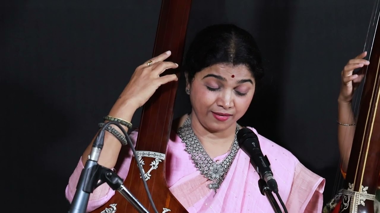 SMT KALYANI SALUNKE SINGING RAGA HINDOLI, RAGA SINDHURA AND MEERA BHAJAN CURATED BY MIHIR THAKORE