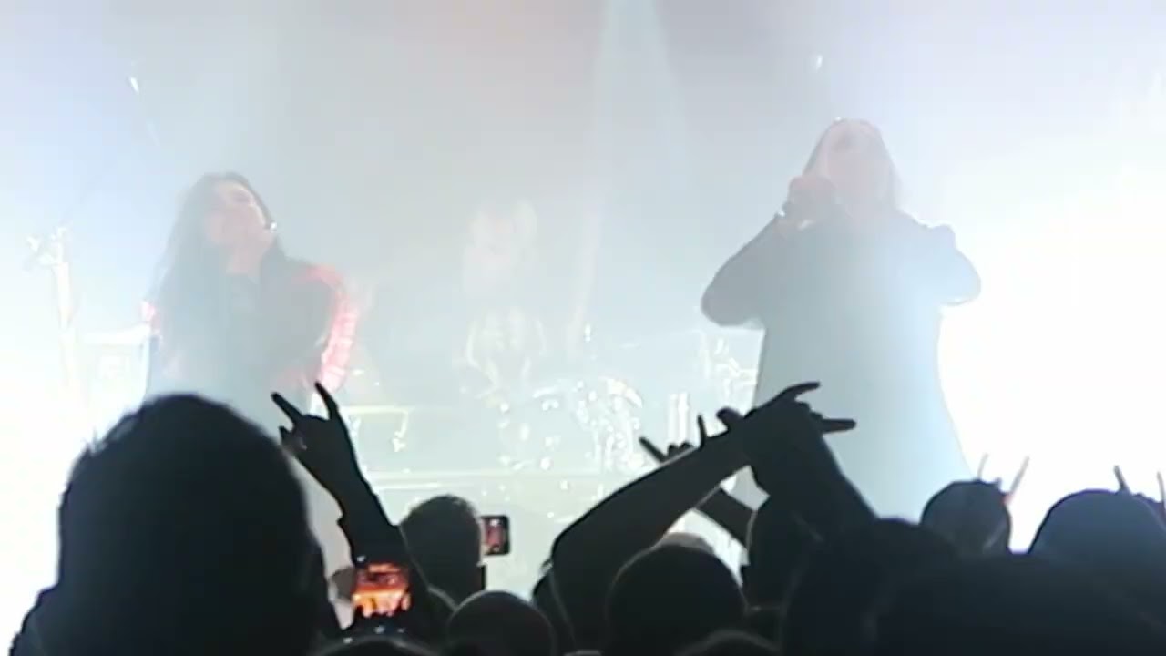 Lacuna Coil Stockholm 11/11/25  Never Dawn