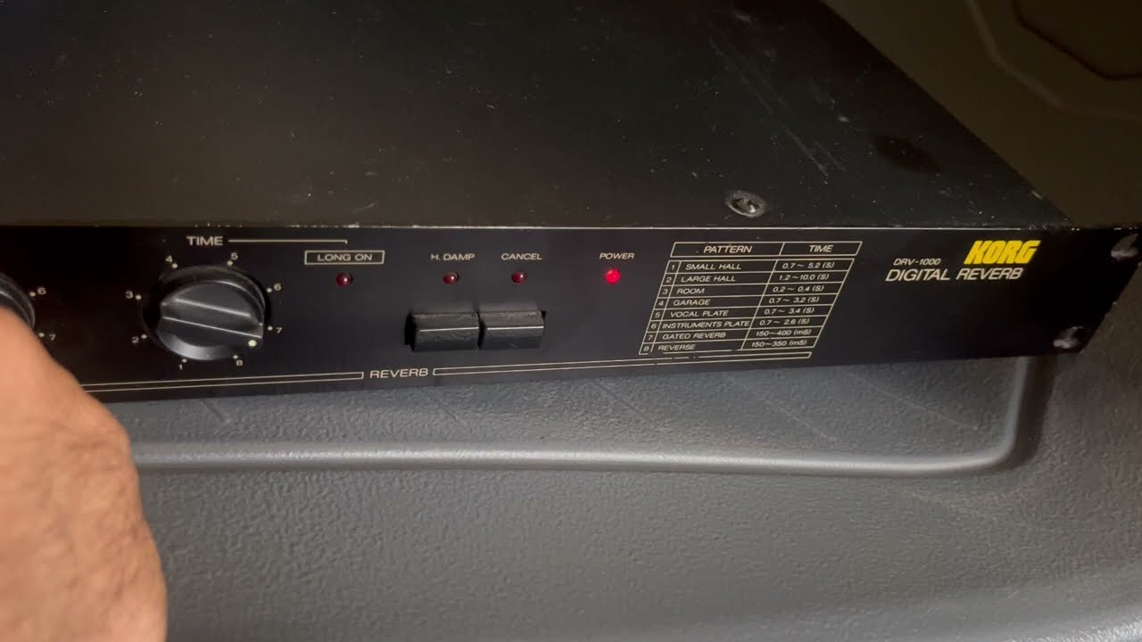 Some korg drv-1000 digital reverb… with a drum machine (TR-707).