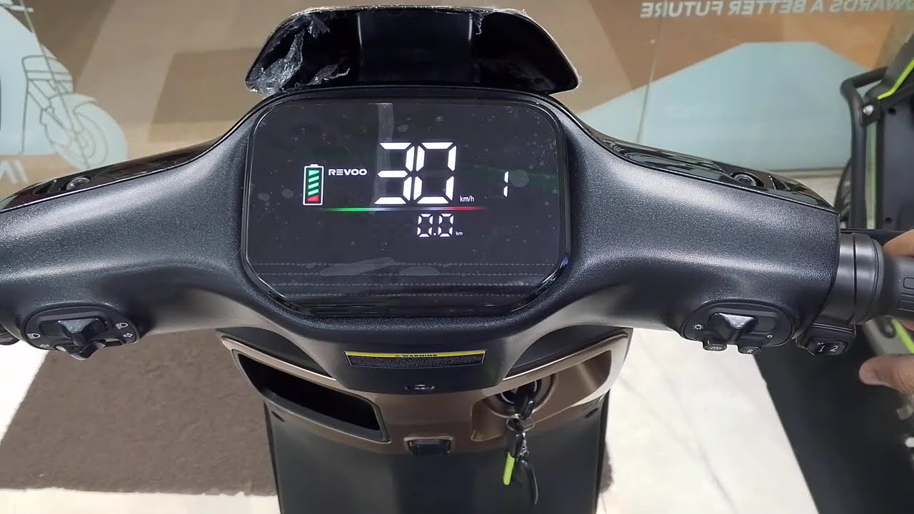 Electric scooter Revoo A11 Rs -155,000 #electricscooty #bestprice #new