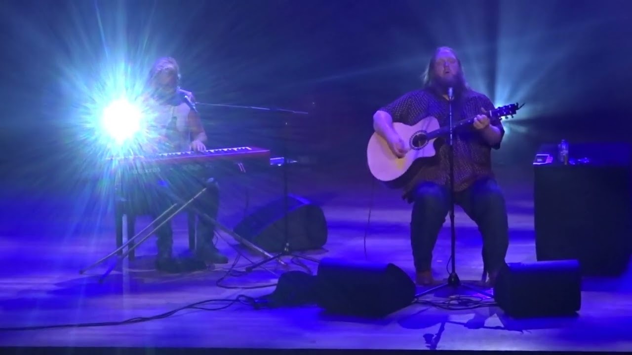 Matt Andersen-  I'm on fire (featuring Adam Baldwin, live in Musis)