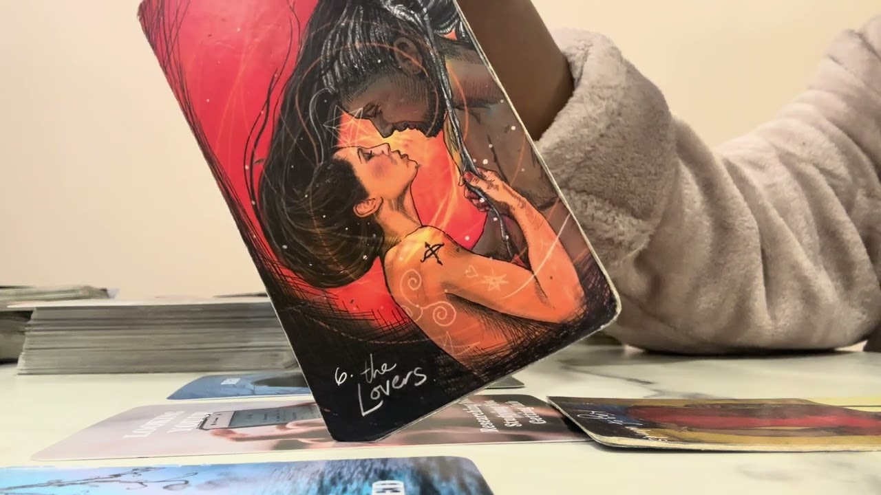 LEO♌️| HOOKED! LEO'S WEB HAS THIS PERSON SO TIGHTLY WRAPPED UP THAT THEY CAN'T FIGURE THEIR WAY OUT