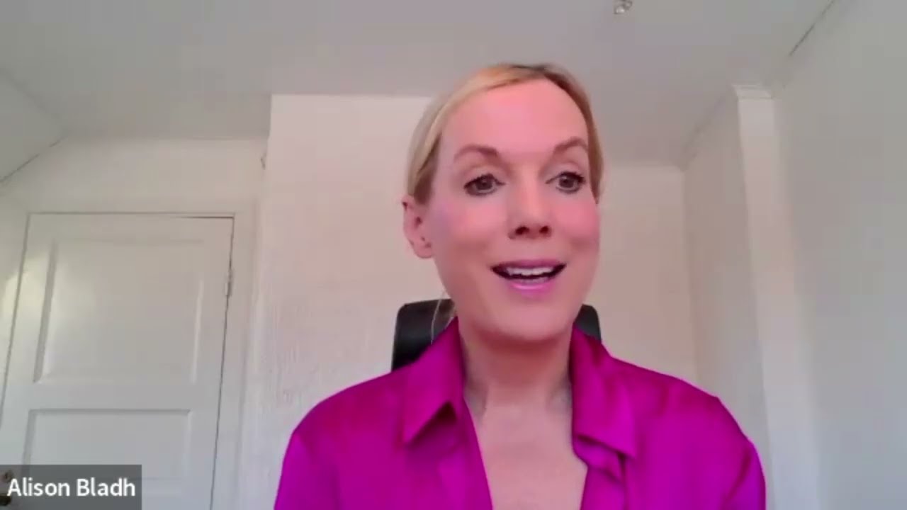 Brain Fog and Memory After 40: How Women Can Protect Their Brain | Dr Christa Maynard