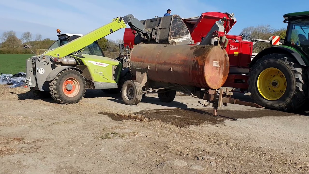 Broyage de grain avec le nouveau concept l'aliplus par l'E.T.A Hamon